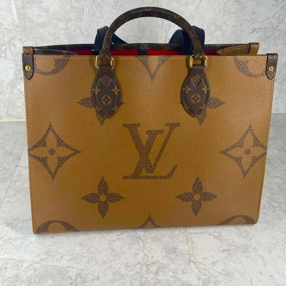 Louis Vuitton OntheGo MM Bag (Authentic) - Picture 6 of 9